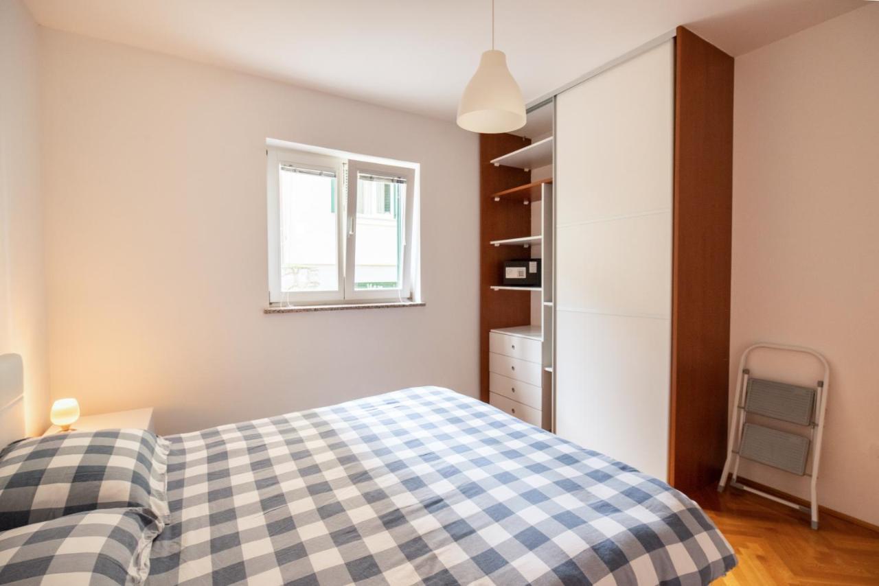 Seaview Apartment Lea Icici Luaran gambar