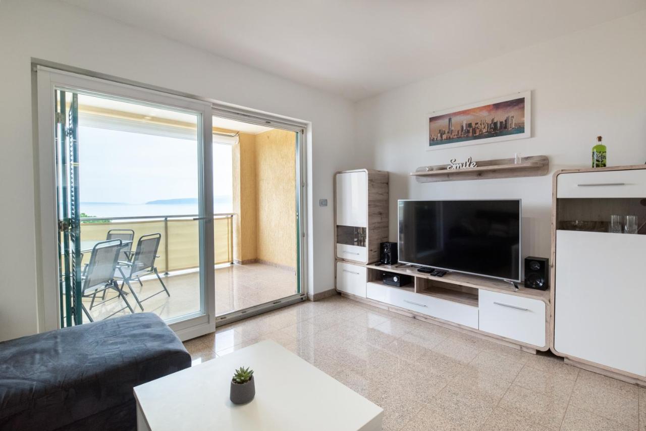 Seaview Apartment Lea Icici Luaran gambar